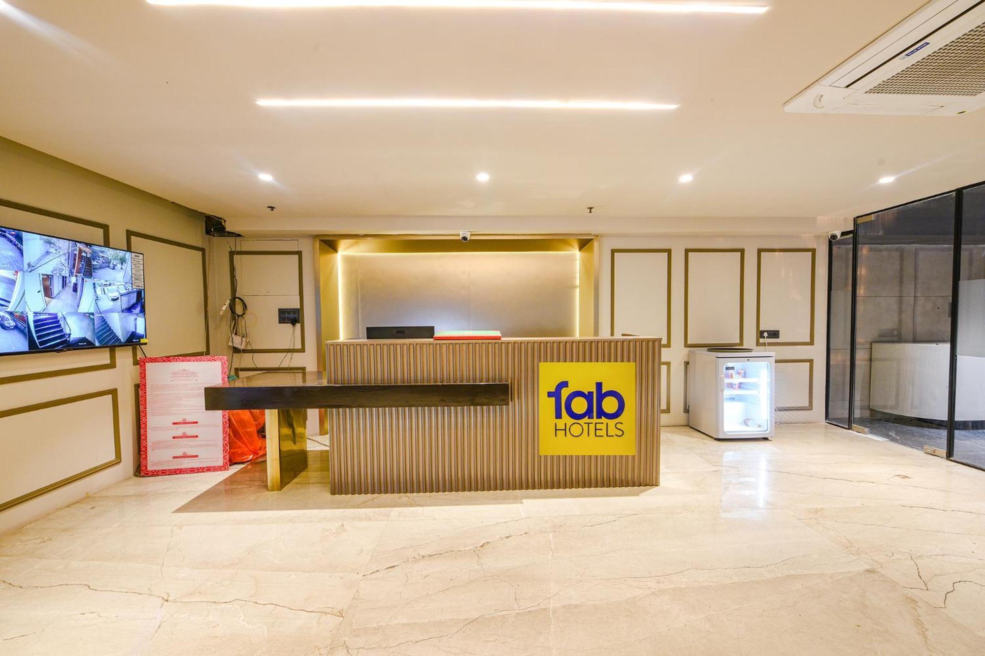 Fabhotel Prime Qotel Janakpuri Delhi  Ngoại thất bức ảnh