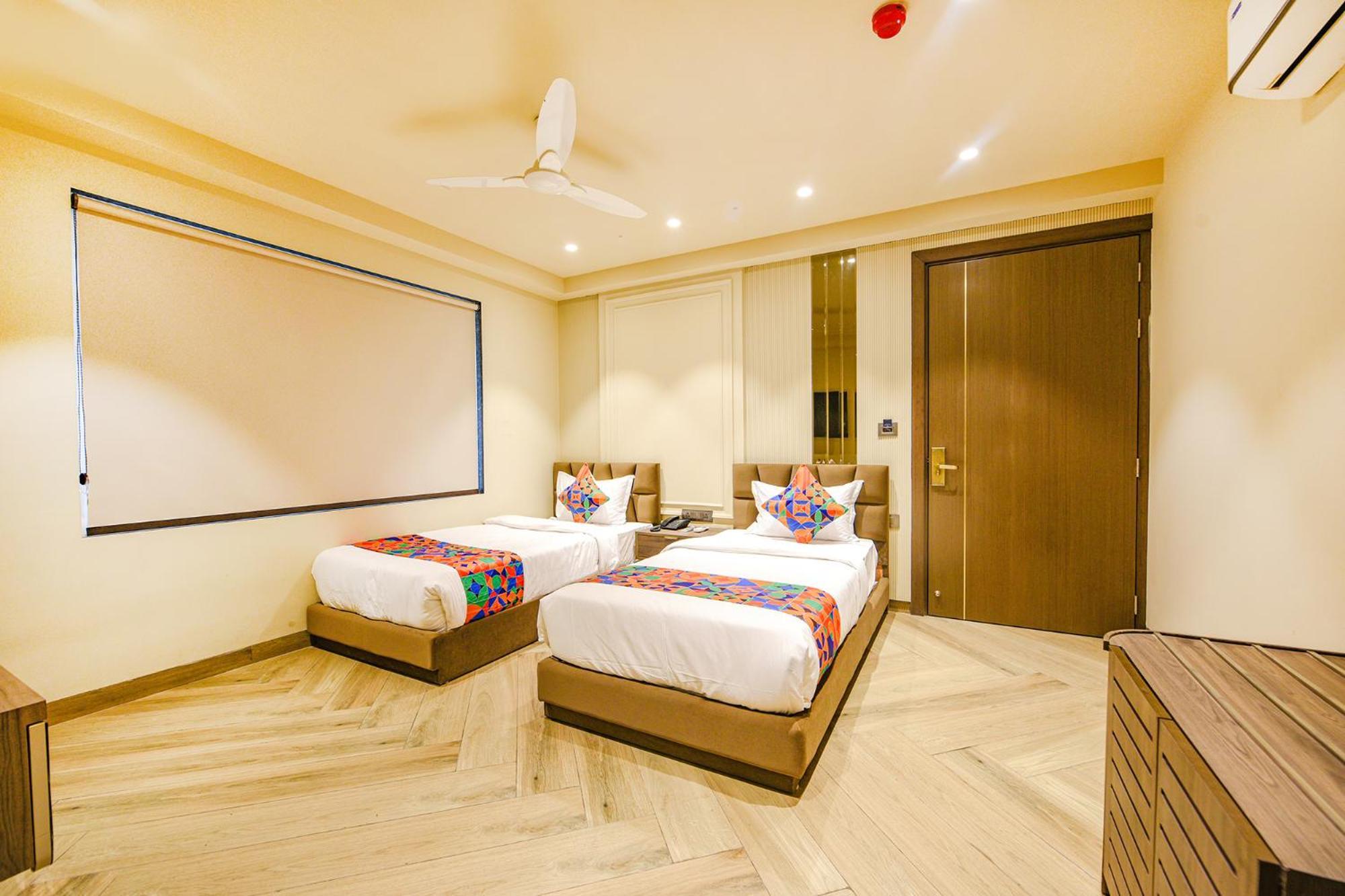 Fabhotel Prime Qotel Janakpuri Delhi  Ngoại thất bức ảnh