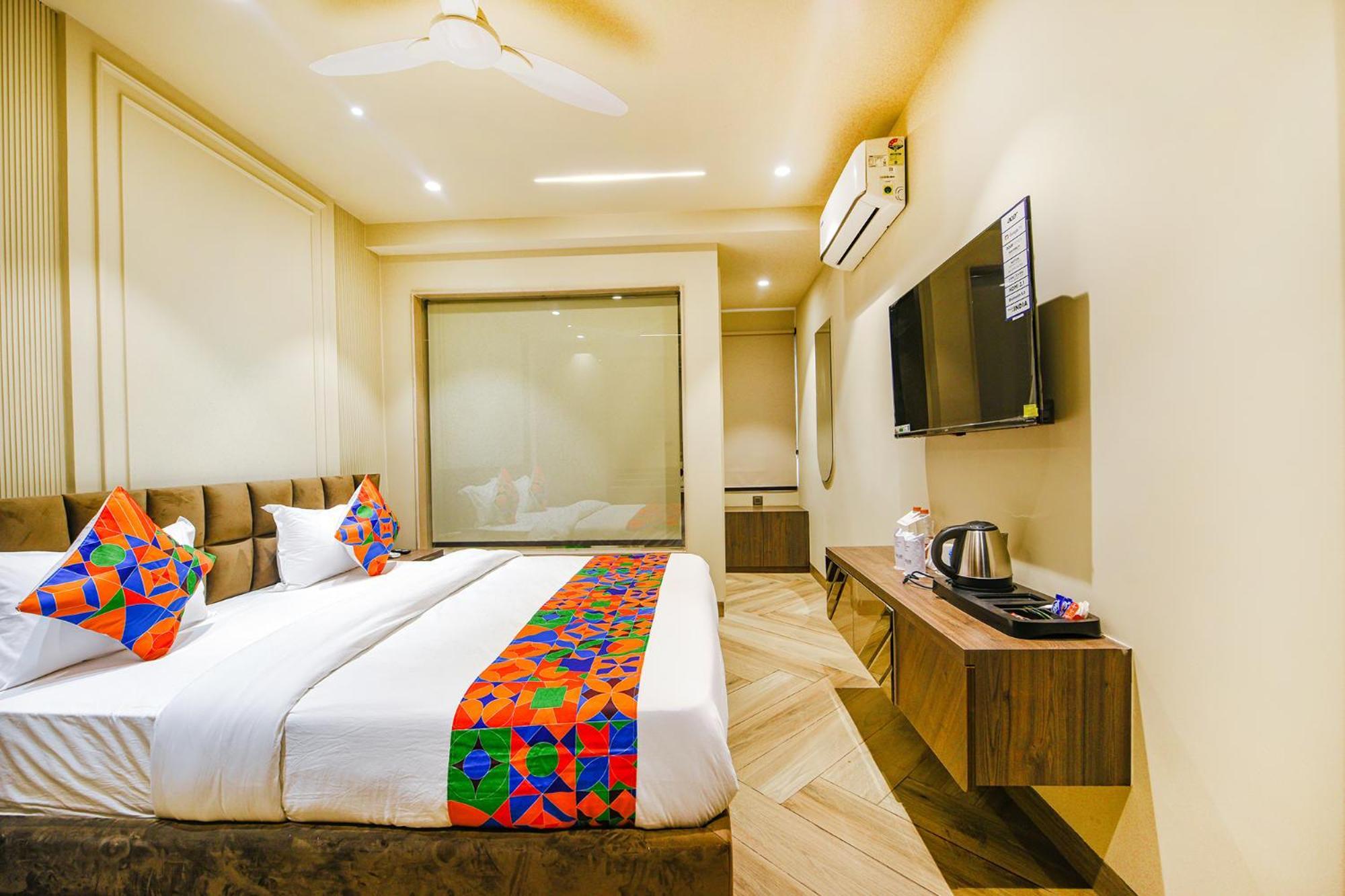 Fabhotel Prime Qotel Janakpuri Delhi  Ngoại thất bức ảnh